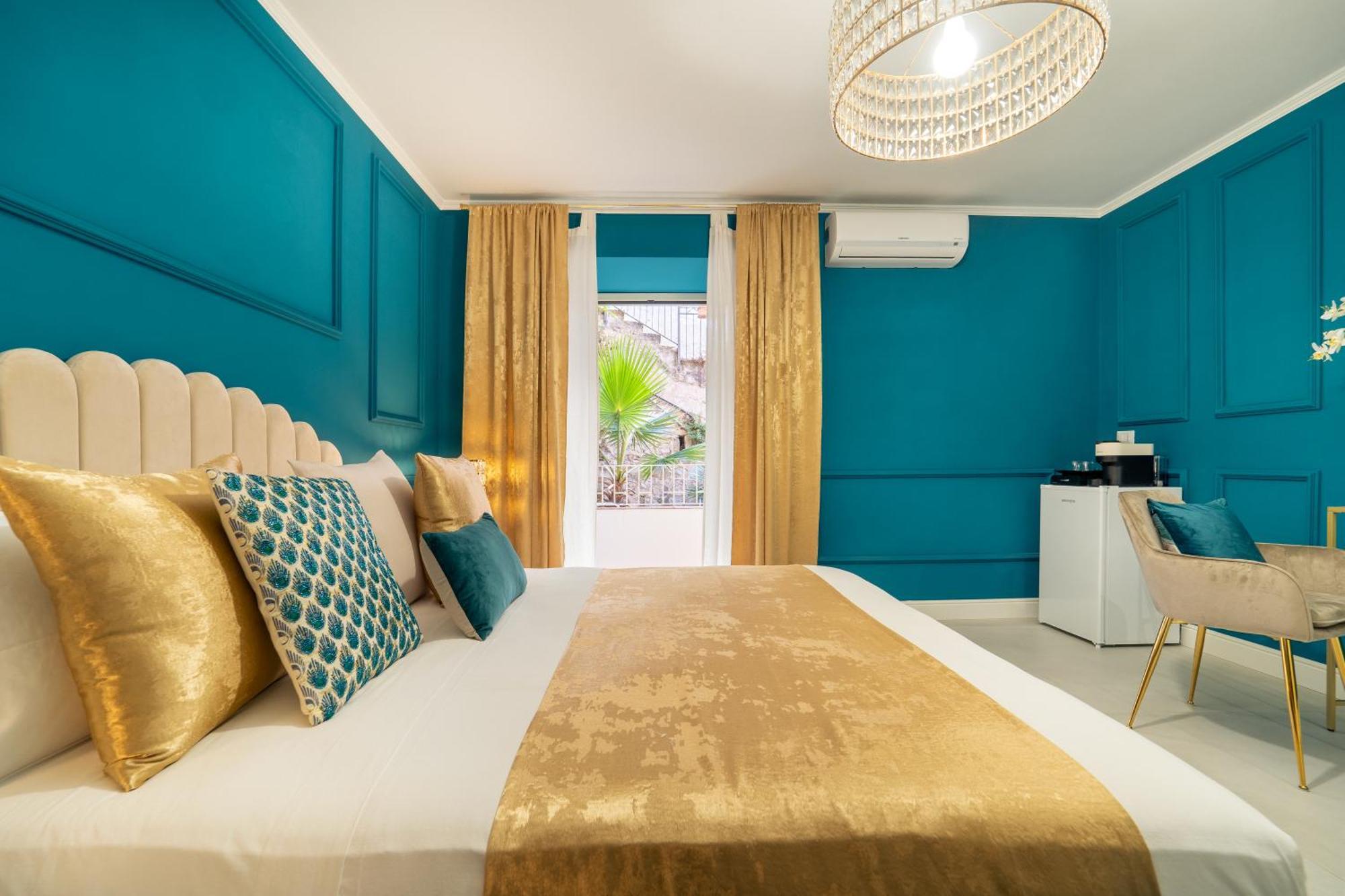 Johnny'S Suites Taormina Beach Bay Eksteriør bilde