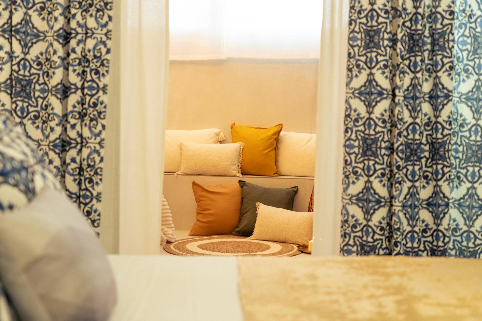 Johnny'S Suites Taormina Beach Bay Eksteriør bilde